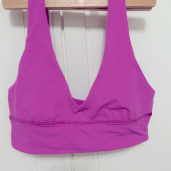 Lululemon V-Neck Bra A/B - Picture 3 of 3